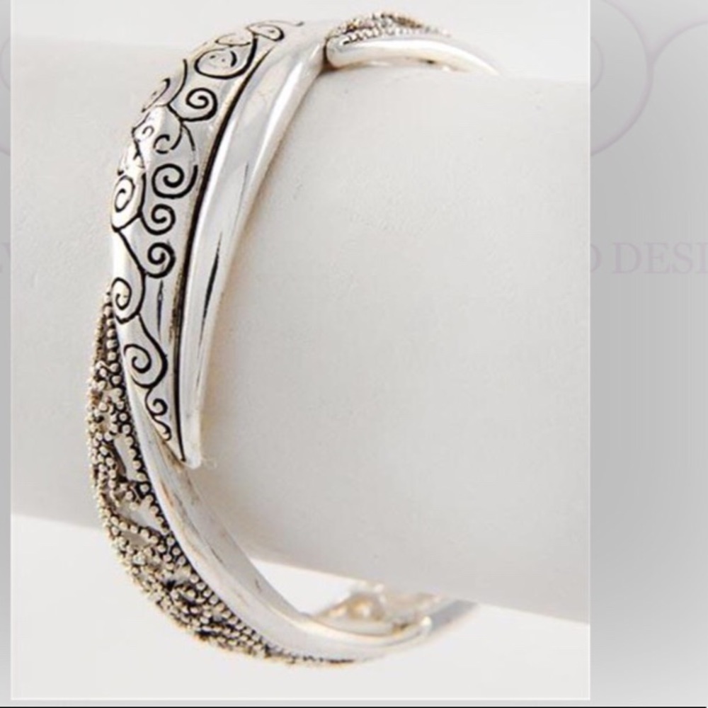 Silver Bangle Bracelet with Filigree Design